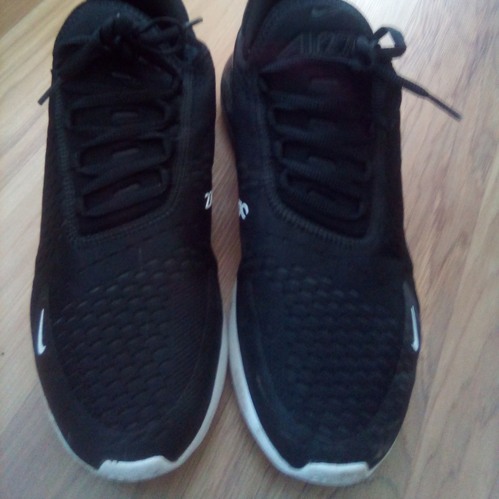 Worn twice!! Nike Air Max
